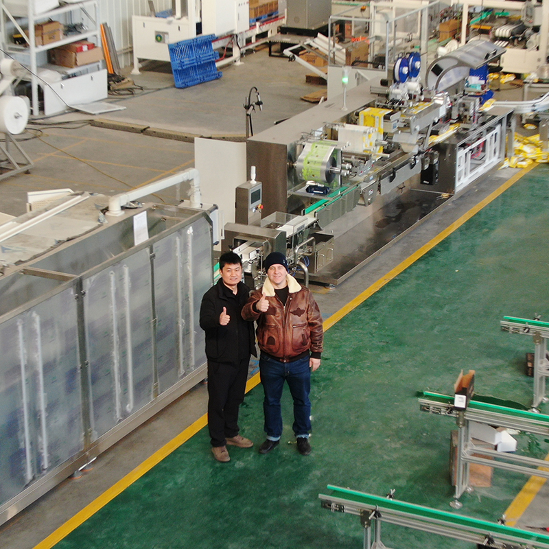 濕巾機(jī)器 濕巾機(jī)器