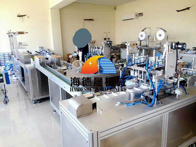 韓國客戶口罩機工作現場